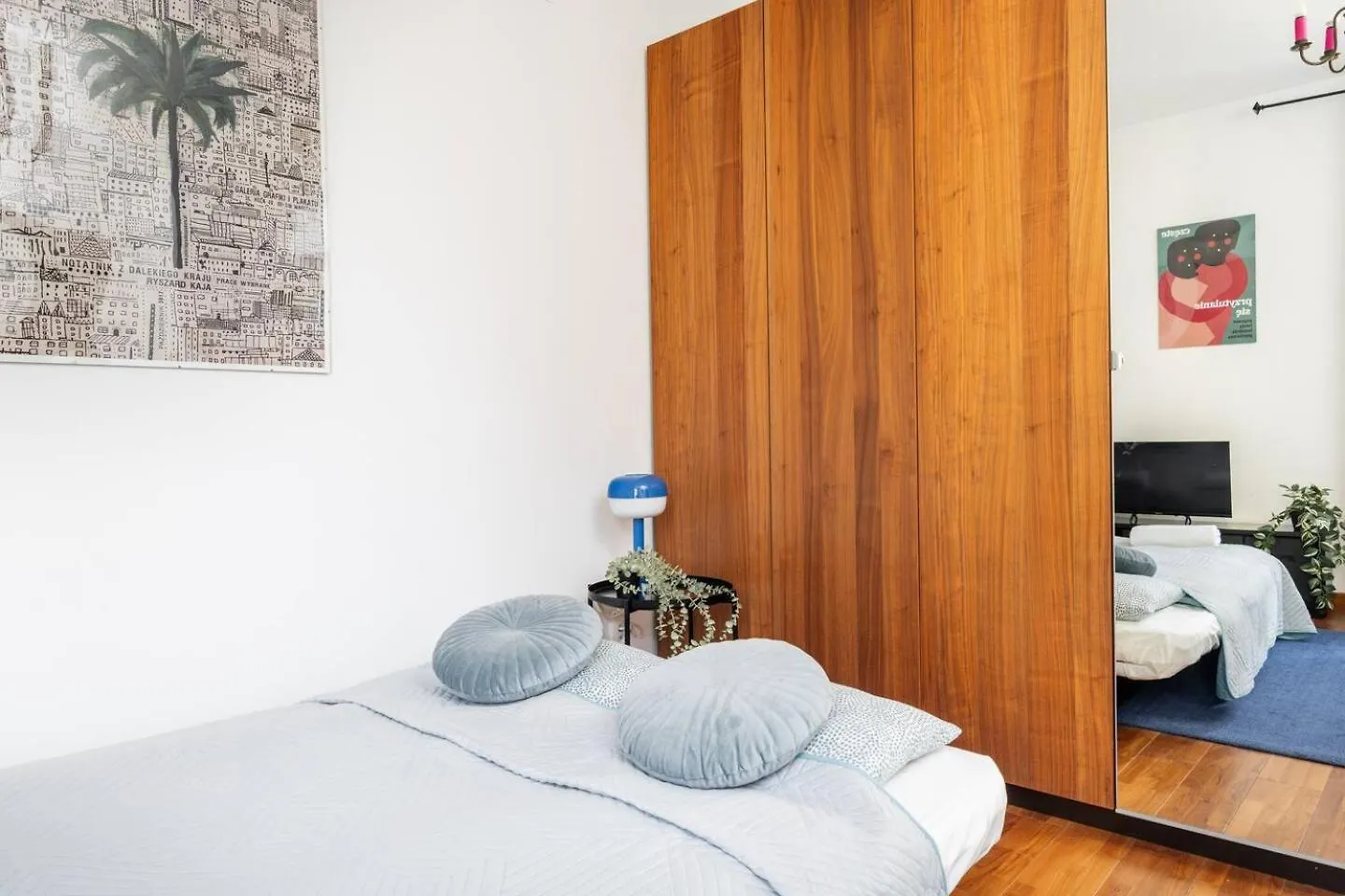 Rose Hip Studio Downtown Warsaw