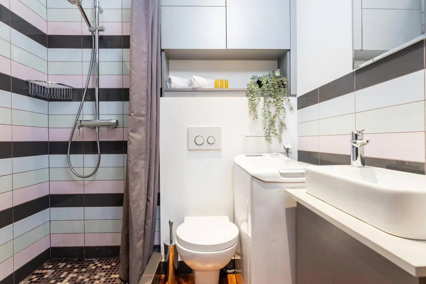 Rose Hip Studio Downtown Warsaw Apartment